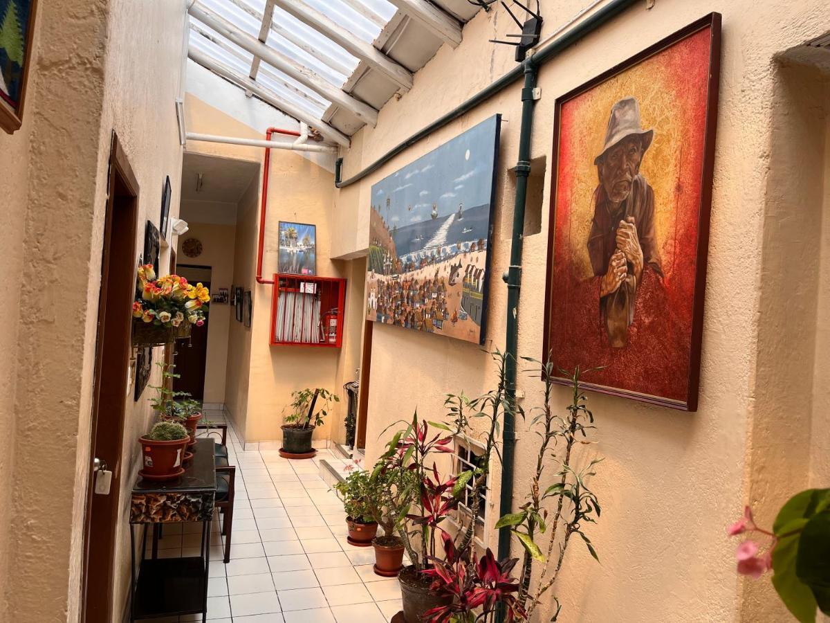 Hostal Benalcazar Quito Ngoại thất bức ảnh